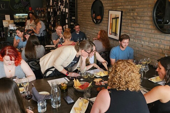 Fortune Reading With Cheese in Chicago - Experience Highlights