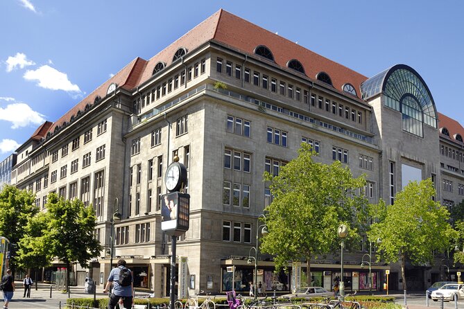 Guided BERlin Layover Tour With a Private Vehicle From BER - Meeting Point and Guide Information