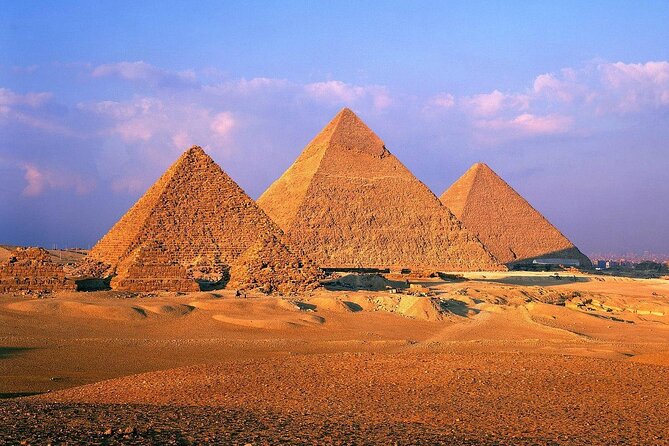 Guided Tour To The Pyramids, Khan Al Khalili Bazaar Including Tickets and Lunch - Tour Overview