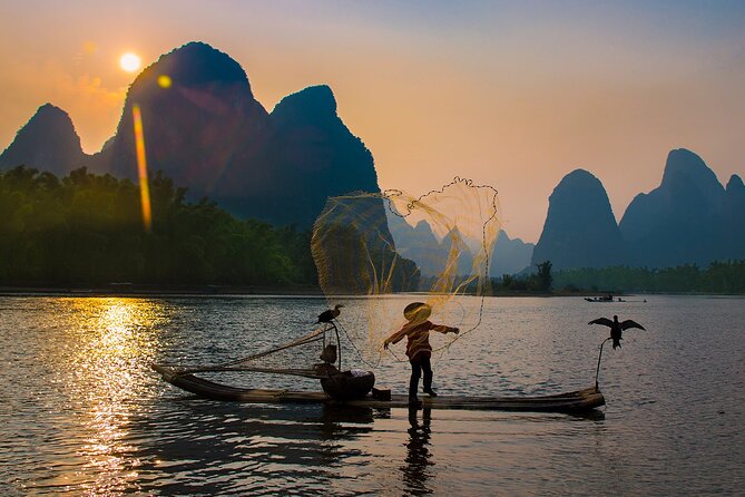 Guilin Private Full-Day Tour With Reed Flute Cave, Fubo Hill - Included Sites and Activities