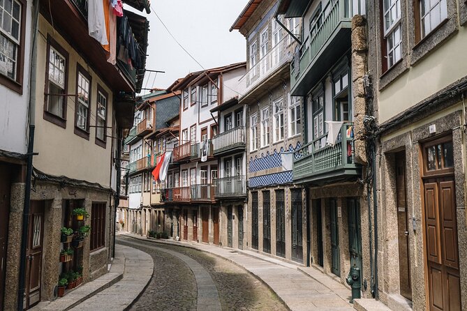 Guimarães Old Town Private Walking Tour - Tour Details