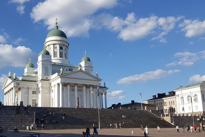 Helsinki Highlights: Walking Tour With Local Guide - Landmarks in Helsinki Center