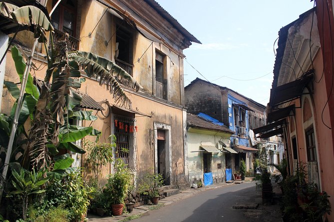 Highlights of Portuguese Influenced Goa (2 Hours Guided Walking Tour) - Colonial History Exploration