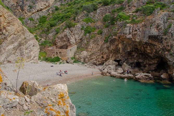 Hiking Tour to the Paradise Beach - Tour Confirmation and Requirements