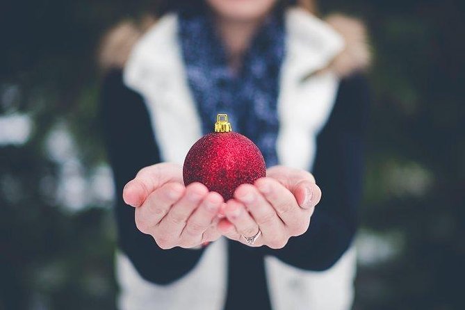 Holiday Scavenger Hunt in Kansas City by Holly Jolly Hunt - Event Overview