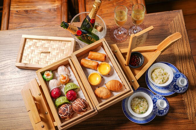 Hong Kong Aqua Luna Dim Sum Cruise - Date and Meeting Points
