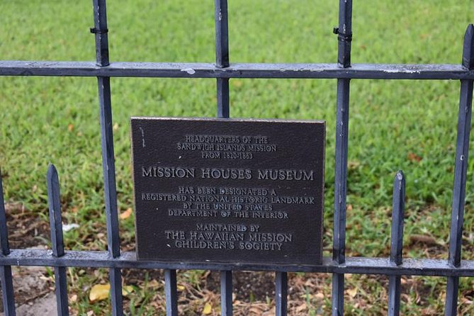 Intimate WWII: Honor Our Heroes and Historic Honolulu Tour With Lunch - Itinerary Details