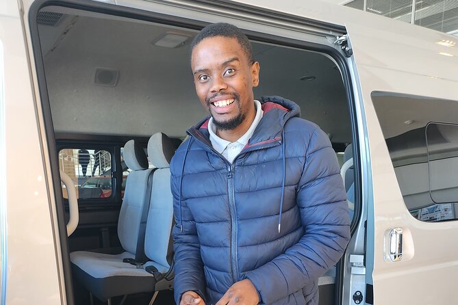 Johannesburg Airports, Centurion, Midrand, Pretoria (8-12 Guests) - All Fees and Taxes