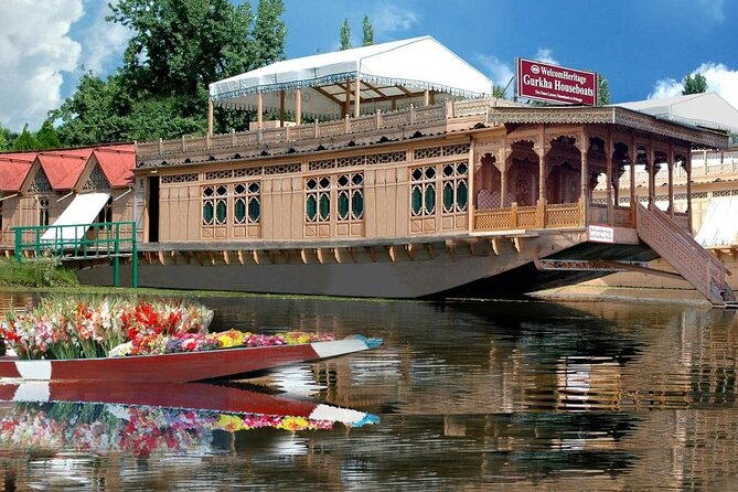 Kashmir Tour 6 Nights / 7 Days - Tour Itinerary Details