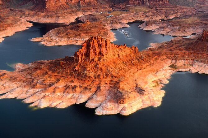 Lake Powell & Canyonlands National Park Airplane Tour - Tour Highlights