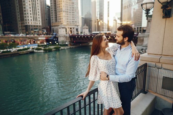 Love Is in the Windy City - Chicago Walking Tour - Chicago Walking Tour Overview