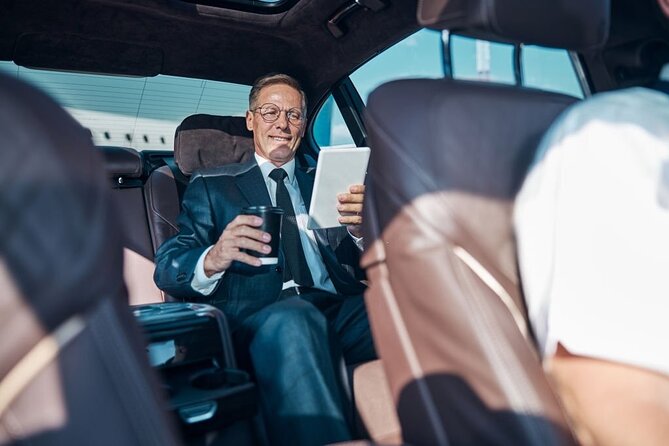 Luxury Arrival/Departure DCA Airport Transfer From Washington D.C - Pricing and Guarantee