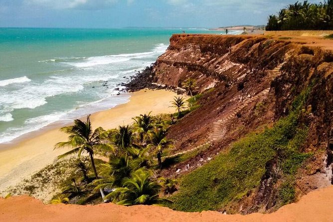 Luxury Transportation Services Available in Pipa Area - Luxury Car Rentals in Pipa