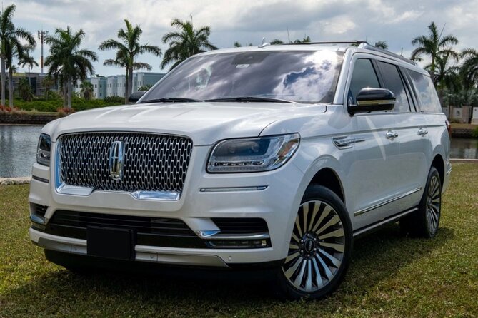 Luxury White Glove Chauffeur & Limo Service in Grand Cayman - Pricing and Booking Details