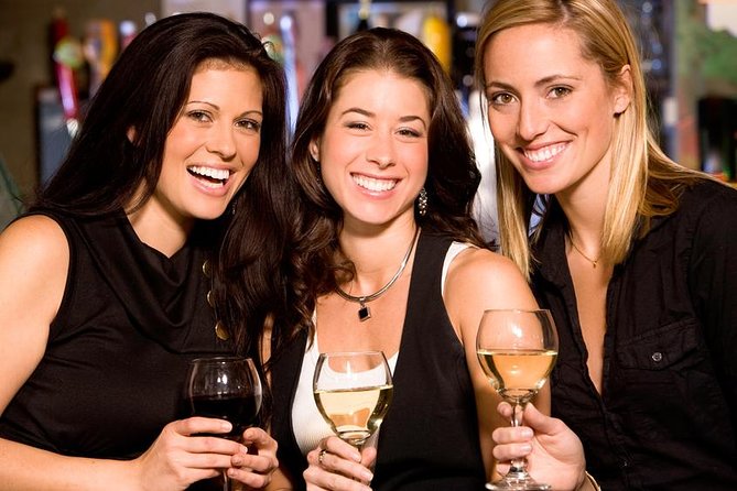 Naramata Wine Tour From Kelowna - 4 Wineries - Wine Tasting Experiences
