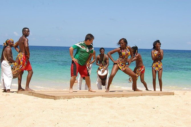 Ocho Rios Shore Excursion: Dunns River Falls, Beach and Shopping Tour - Included Activities