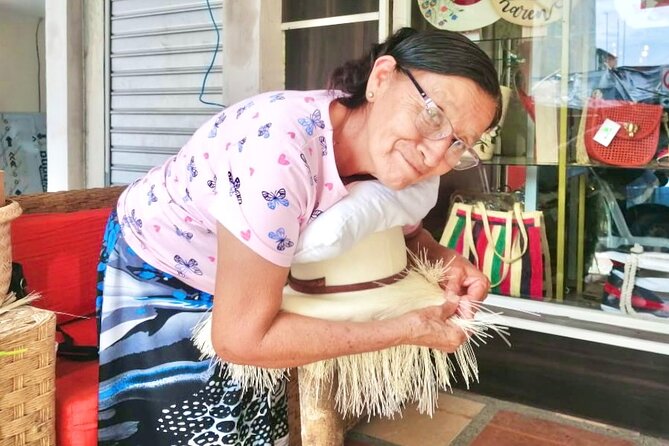 Panama Hat Maker, Artisan Goods, Museum, Beachfront Local Cuisine. SHORE TOUR - Tour Overview
