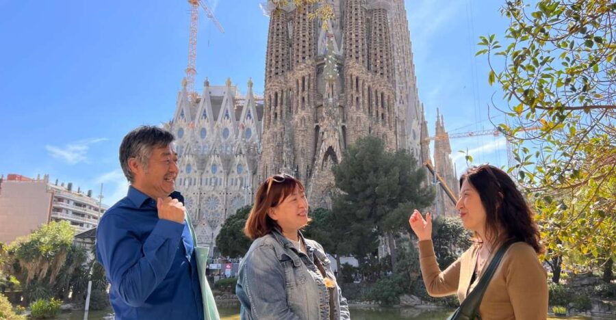 Park Güell & Sagrada Familia Tour - Good To Know
