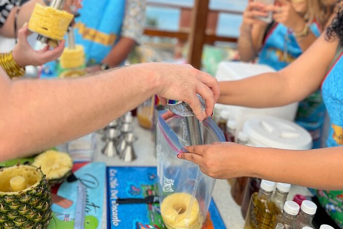 Piña Colada Workshop With Ocean Waves - Workshop Details