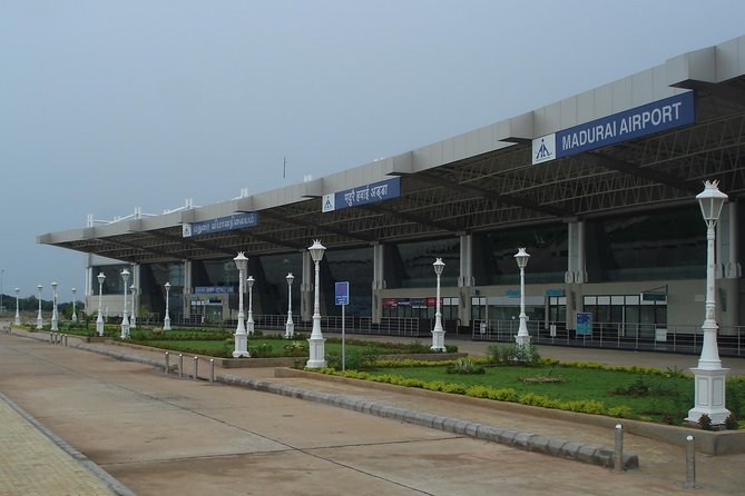 Private Arrival Transfer From Airport to Hotel or Vice Versa - Service Details