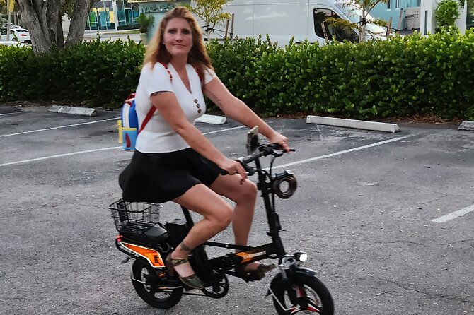 Private Biking Adventure Tour in Naples City - Tour Overview