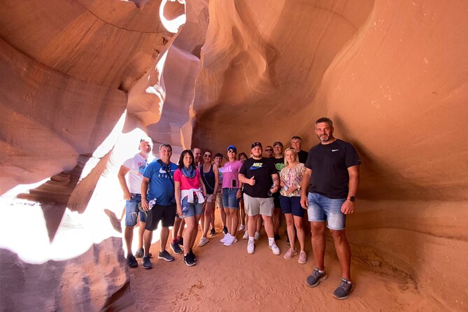 Private Full Day Tour in Antelope Canyon and Horseshoe Bend - Tour Duration and Pick-up Details