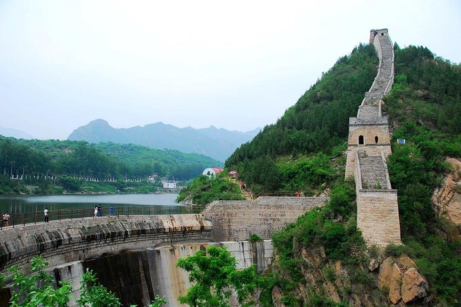 Private Hiking Day Trip to Huanghuacheng Water Great Wall - Tour Itinerary Overview