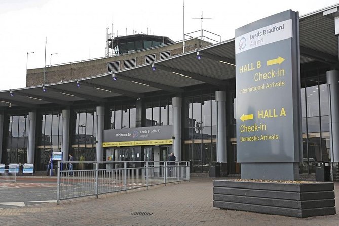 Private Leeds Bradford Arrival Transfer - Airport to Hotel / Accommodation - Benefits of Booking a Private Arrival Transfer