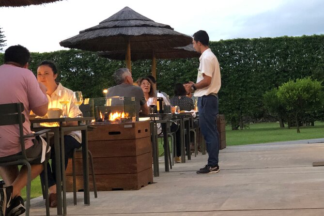 Private Pineapple Wine Tasting and Tour - Location and Meeting Point Details