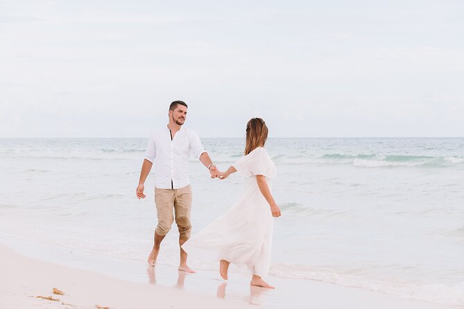 Private Professional Holiday Photoshoot in Destin - Overview and Inclusions