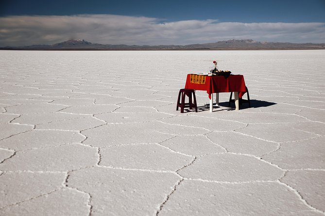 Private Salt Flat Full-Day Tour Including the Cemetery of Trains and Lunch From Uyuni - Tour Highlights