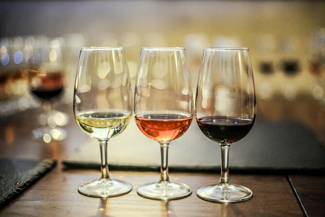 Private Special Tour Around Lisbon and Wine Tasting - Discover the Vibrant History of Lisbon