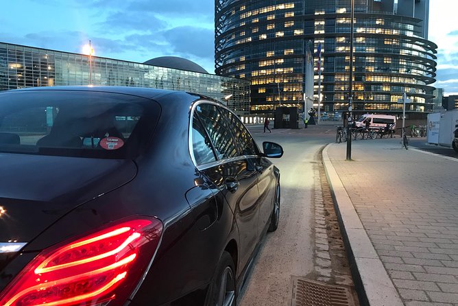 Private Taxi Driver Europa-Park Strasbourg - Benefits of Hiring a Private Taxi Driver