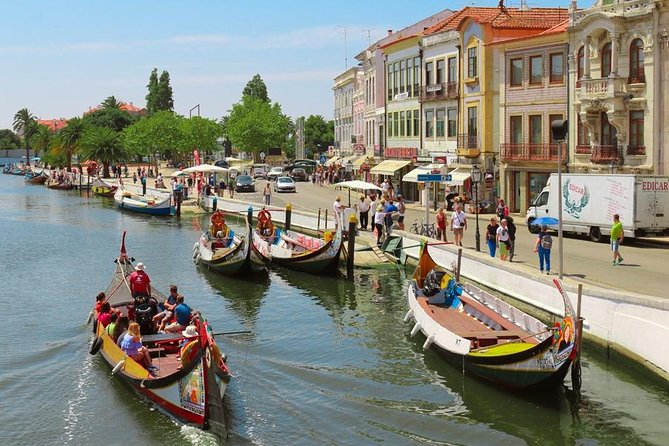 Private Tour 3 Days Fatima-Aveiro-Porto-Guimaraes-Braga-Santiago De Compostela - Tour Inclusions