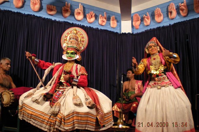 Private Tour: Kochi City Tour and Kathakali Dance Performance - Overview of Private Tour