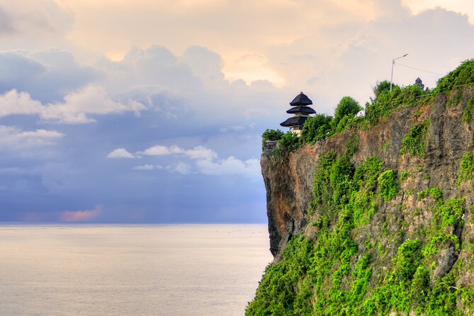 Private Tour: Uluwatu Temple & Southern Bali Highlights - Tour Itinerary