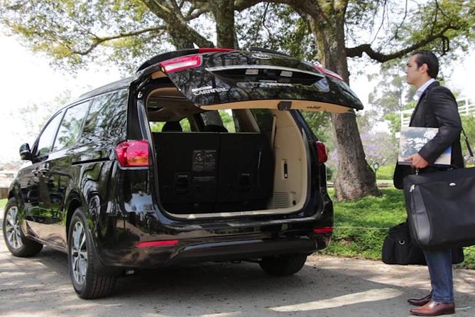 Private Transfer From Santiago Hotel to SCL Airport - Pickup and Drop-off Information