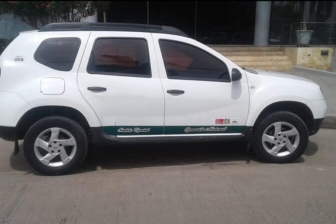 Private Transfer From the Airport to the Hotel in Cartagena - Service Availability at Airport