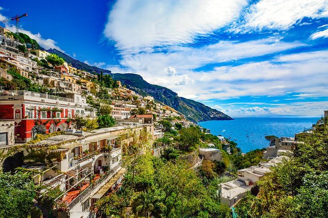 Private Transfer-Naples to Positano With 2h of Sightseeing: Vesuvius or Pompeii - Transfer Options Available