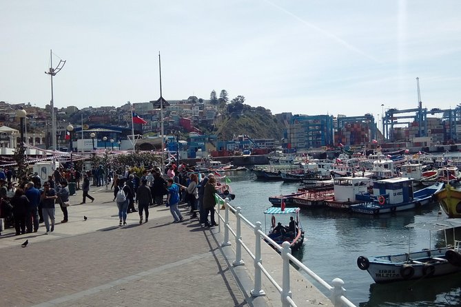 Private Walking Tour in Valparaíso - Lifts Access Included