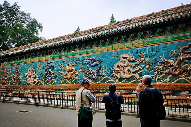 Private Walking Tour to Tiananmen Square Forbidden City Jingshan Park Beihai Park Hutong Area - Tour Highlights