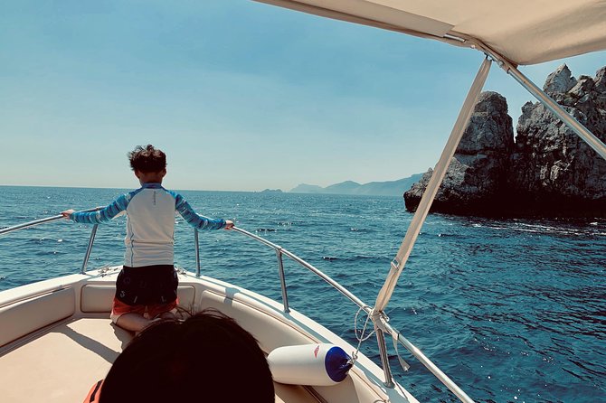 RENT Boat Open Terminal Boat 21 WITHOUT LICENSE - Requirements for Booking