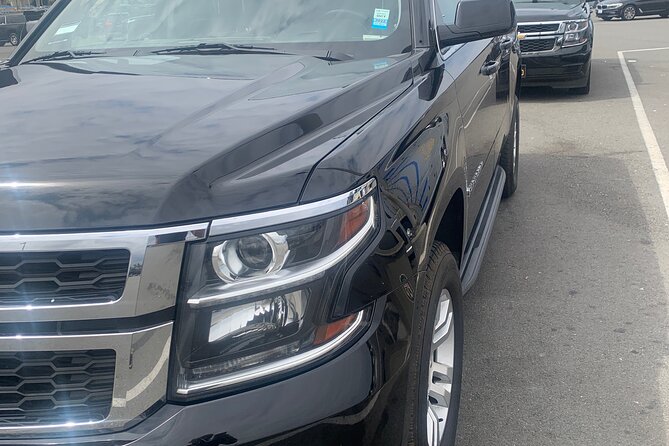 Ride in Style: Anaheim To LAX - Amenities on Board
