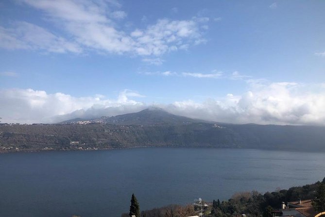 Roman Countryside & Lakes Shorex From Civitavecchia Port - Tour Highlights