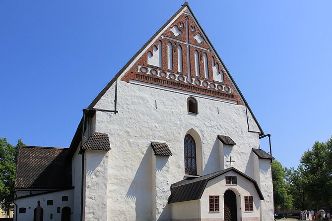Romance in Porvoo - Walking Tour - Historical Landmarks