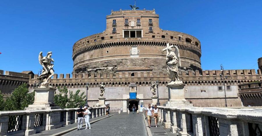 Rome: Castel Sant'Angelo Entry Ticket and Hop-On Hop-Off Bus - Good To Know