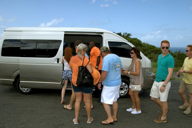 Roundtrip Transfer From SXM Airport to Dr AC Wathey Cruise Port - Pricing and Guarantee