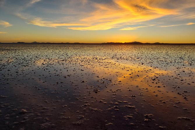 Salar De Uyuni and Colored Lagoons Tours 3 Days - Tour Highlights and Itinerary