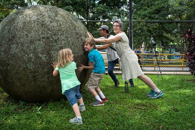San Jose Walking Nature Tour: Sloths, Birds and Trees - Tour Overview and Highlights