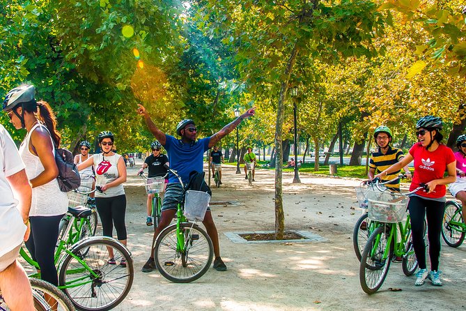Santiago Highlights, Parks and Politics Bike Tour - Tour Overview